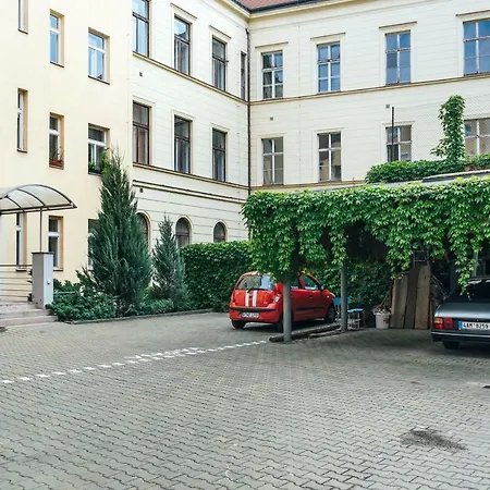Modern In The Center With Parking Apartament *